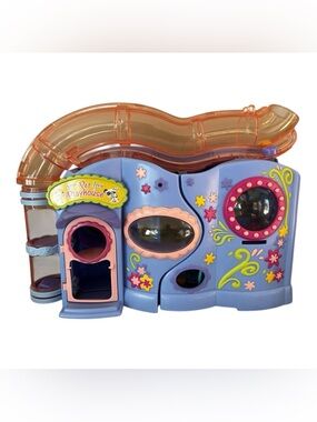 2004 Littlest Pet Shop Little Lovin' Pet Playhouse